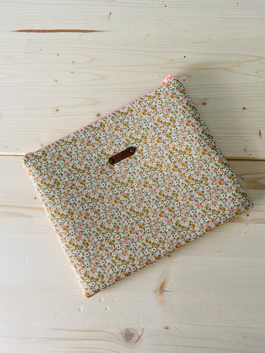 NECESER/FUNDA IPAD/LIBRO SAMPLE OTOÑO